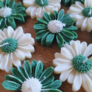 Daisy Flower Candle